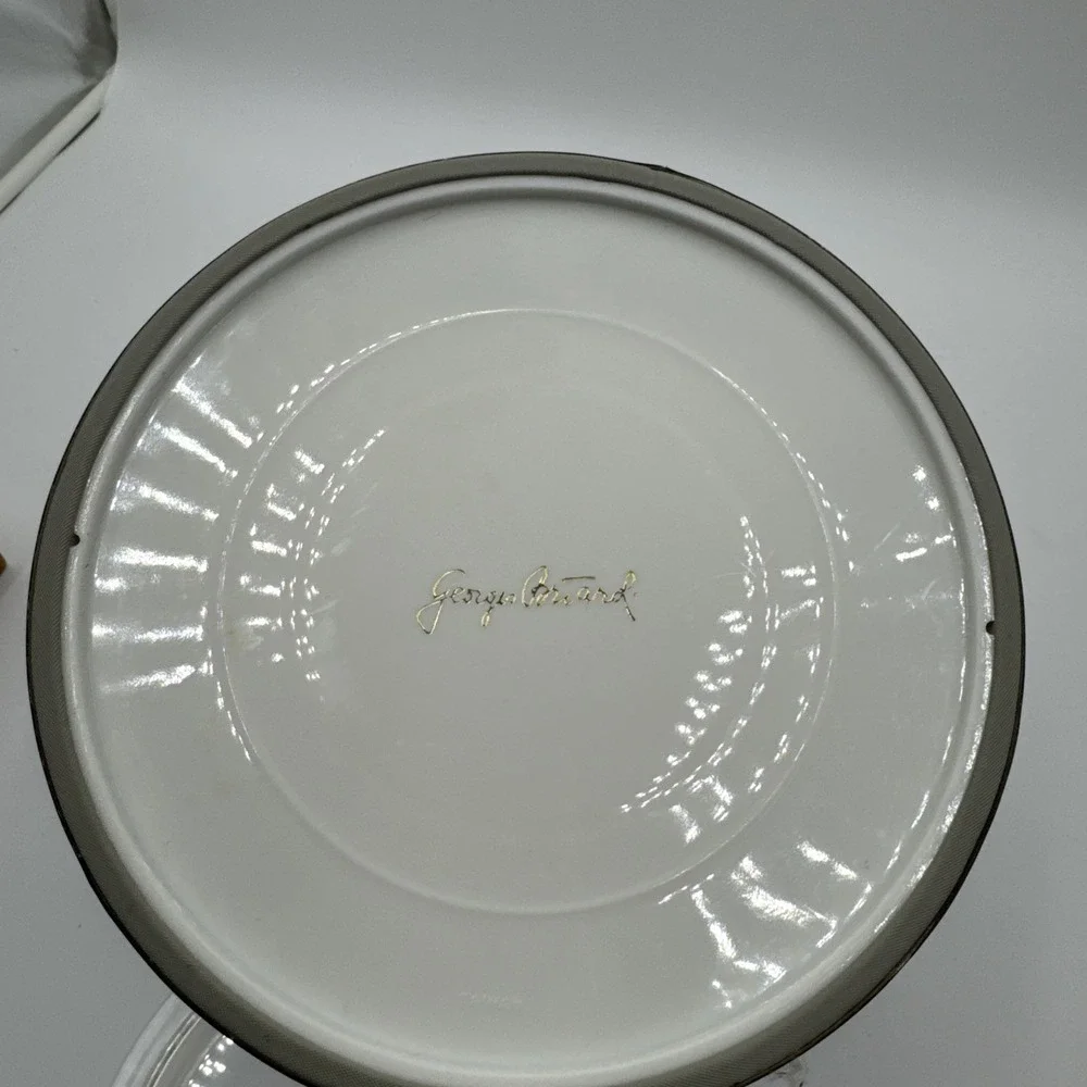 Georges Briard Vintage Ice Bucket Chrome With  Clear‎ Lucite Handle And Lid